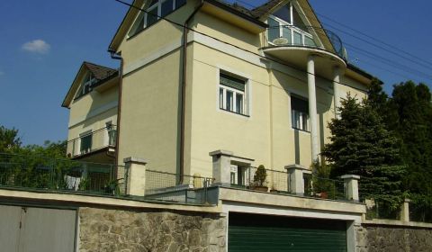 Pronájem Byt 5+1 a víc, Byt 5+1 a víc, Krčméryho, Bratislava - Staré M