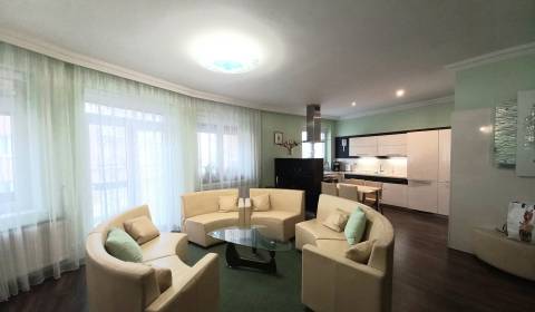 Pronájem Byt 2+1, Byt 2+1, Flöglova, Bratislava - Staré Mesto, Slovens