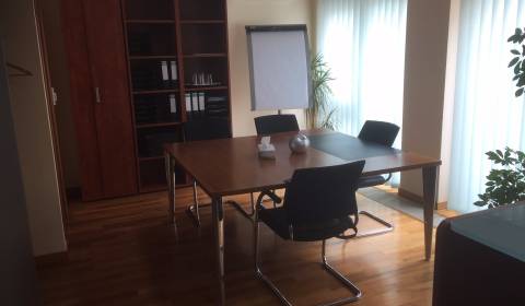 Kancelářské prostory, Ventúrska, pronájem, Bratislava - Staré Mesto, S