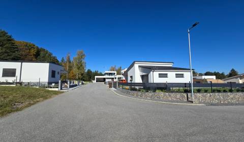 Prodej Pozemky - bydlení, Pozemky - bydlení, Zvolen, Slovensko