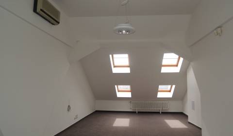 Kancelářské prostory, Hviezdoslavovo nám., pronájem, Bratislava - Star