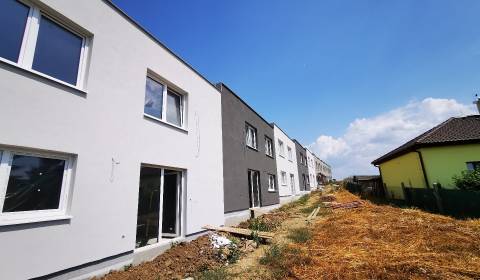 Rodinný dům, prodej, Nitra, Slovensko