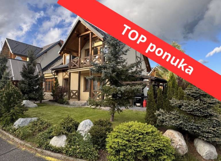 Rodinný dům obklopený zelení ve Staré Lesné, nabízí 3-pokojový byt.
