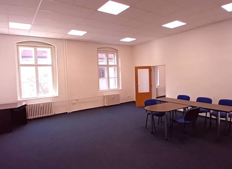 Samozřejmě, prosím, poskytněte text, který chcete přeložit do češtiny.