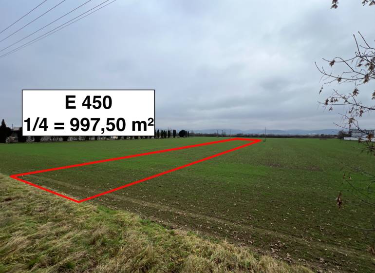 Pozemky - komerční v Pruském, označené na prodej, celková plocha 997,50 m².
