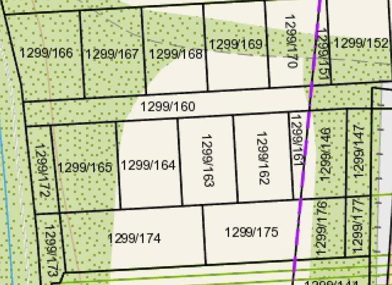 Městské pozemky - bydlení v Seni s parcelními čísly, využití pro rozvoj bydlení.