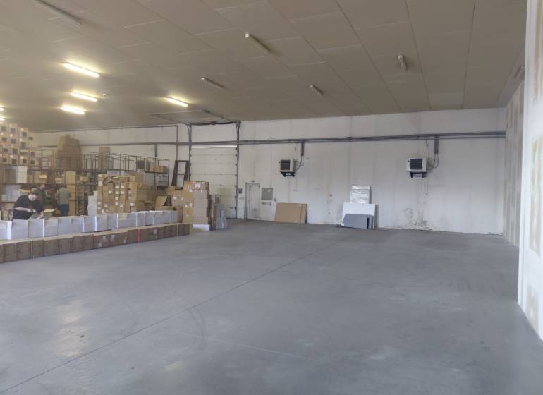 Omlouvám se, ale potřeboval bych vědět, co konkrétně chcete přeložit do češtiny. Můžete mi prosím poskytnout text, který si přejete přeložit?