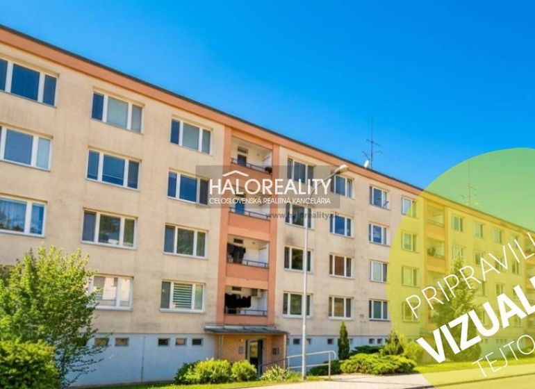 Exteriér bytového domu ve Zvolenu s lákavou možností 1-pokojového bytu.