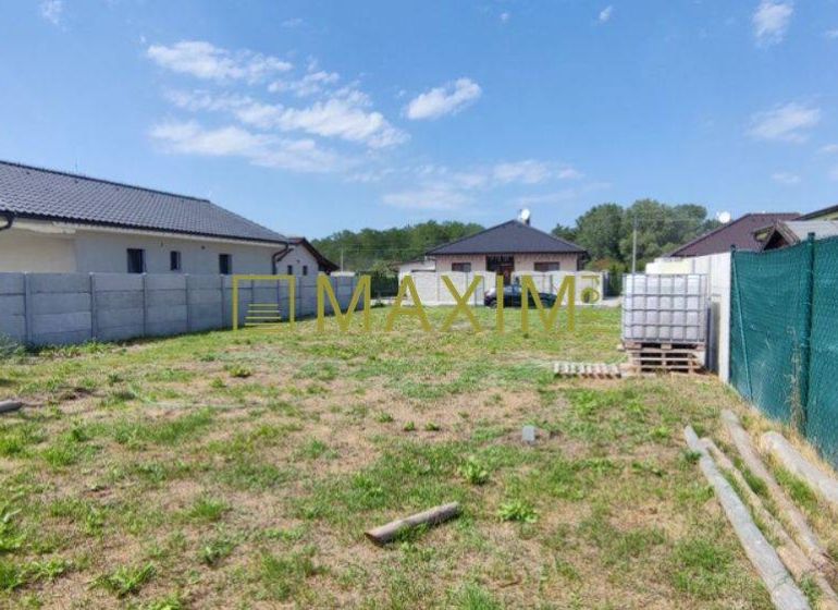 Malé Leváre Pozemky - bydlení prodej reality Malacky