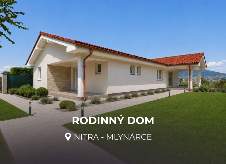 Rodinný dům na Polní ulici v Nitře s rozsáhlým trávníkem a dlažbou.