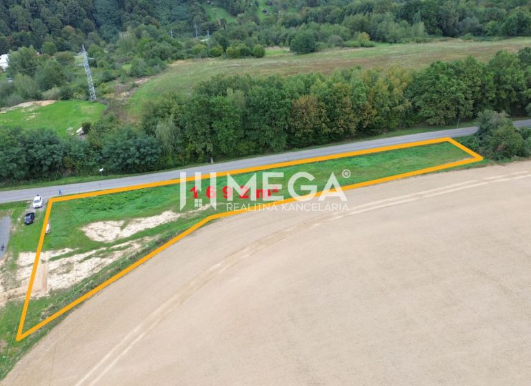 Pozemek k bydlení na Hámorské ulici ve Snině s rozlohou 1692 m².