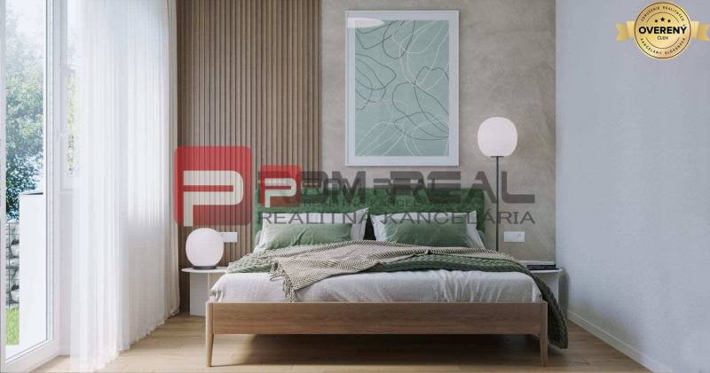 Světlá ložnice v 2-pokojovém bytě, Limbašská cesta, s moderním designem postele a dekoracemi.