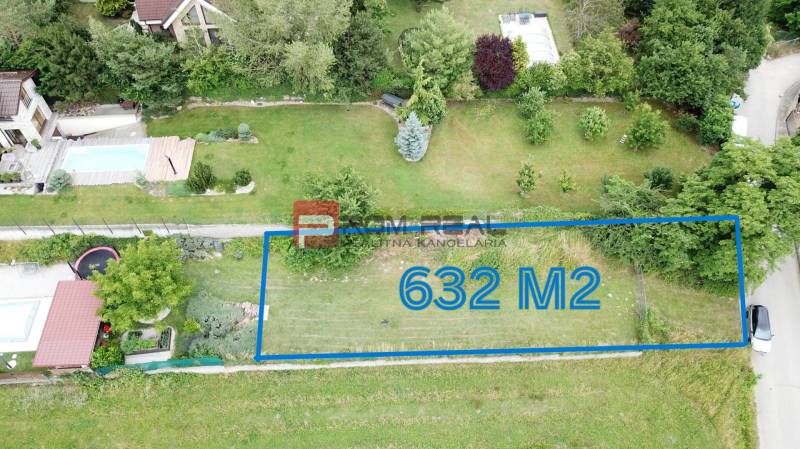 Pozemky - bydlení na ulici Na Tálkoch v Mariance s rozlohou 632 m², zeleň.