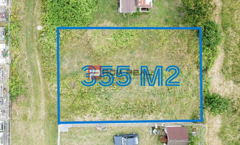 Letecký pohled na pozemek - bydlení v Mariance na ulici Na Tálkách, rozloha 355 m2.