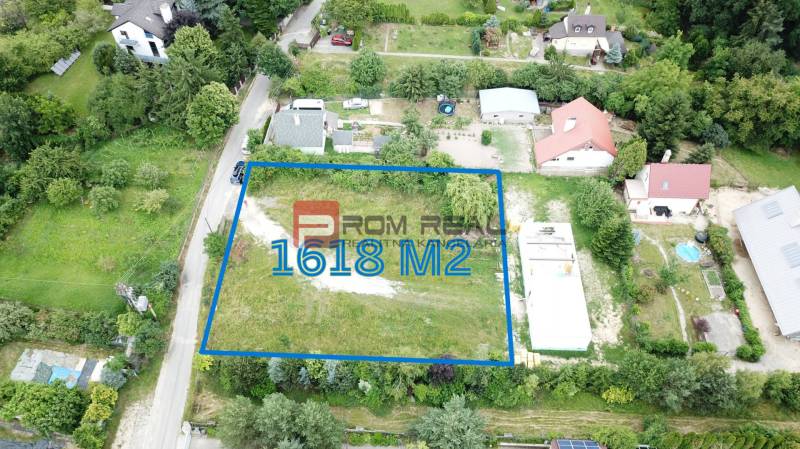 Letecký pohled na parcelu 1618 m² v Mariance na Štúrově ulici, Pozemky - bydlení.