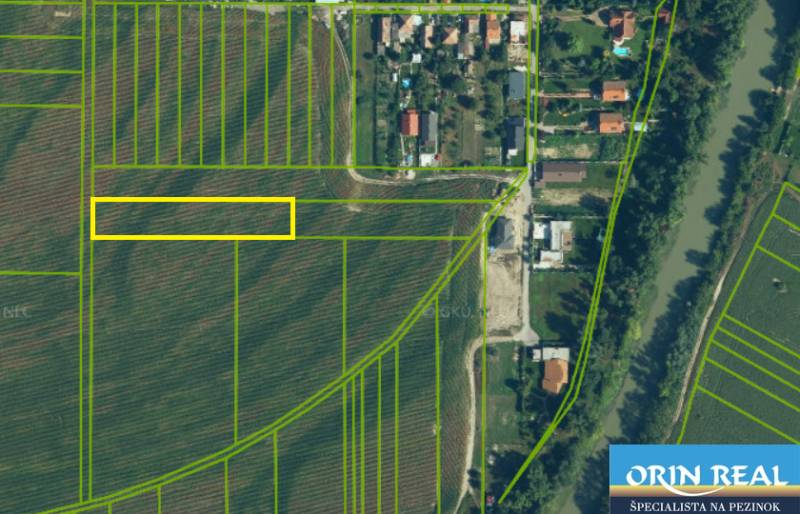 Letecká fotografie zemědělských a lesních pozemků v obci Zálesí, ulice Domky.