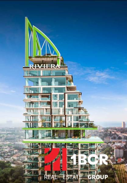 Výstavba bytů ve městě Pattaya s moderním architektonickým designem a panoramatickým výhledem.