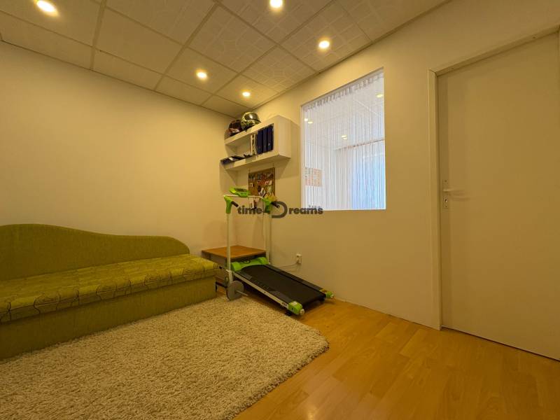 Levice Byt 4+1 prodej reality Levice
