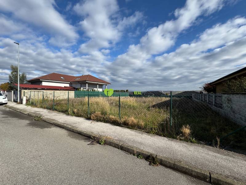 Pozemek na bydlení v Košicích, městské části Krásna na Tokajské ulici.