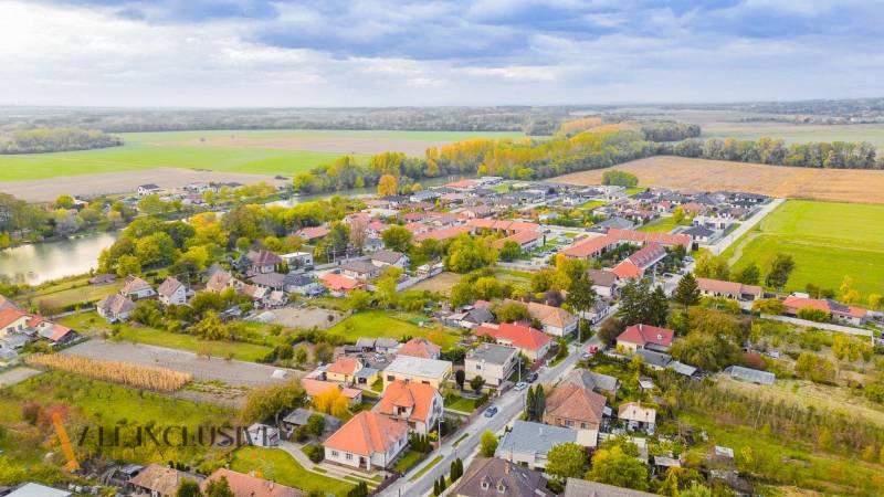 9 - 2025-10-24T092030.370.jpg