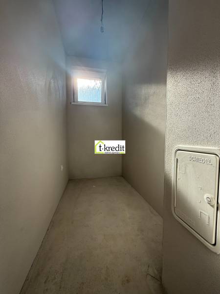 Samozřejmě, prosím, poskytněte text, který chcete přeložit do češtiny.