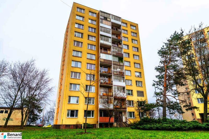 Bytový dům na Užhorodské ulici v Košicích, městská část Jih, s 2-pokojovými byty.