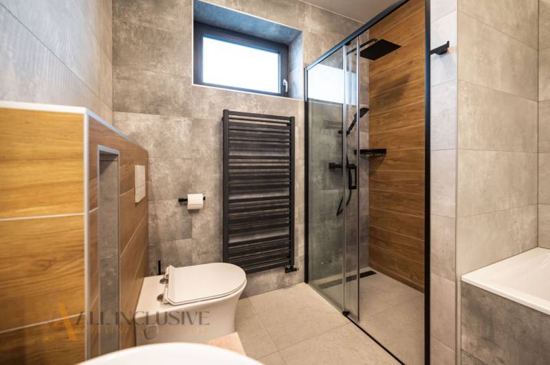 Logo kép_20251126_155419_0000.png