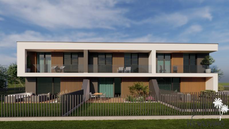 Rodinný dům na Drieňové ulici v Nitře s terasami a proskleným zábradlím.