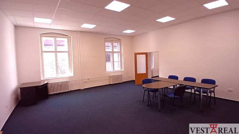 Samozřejmě, prosím, poskytněte text, který chcete přeložit do češtiny.