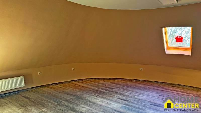 Omlouvám se, ale potřeboval bych vědět, co přesně chcete přeložit do češtiny. Můžete mi prosím poskytnout text, který potřebujete přeložit?