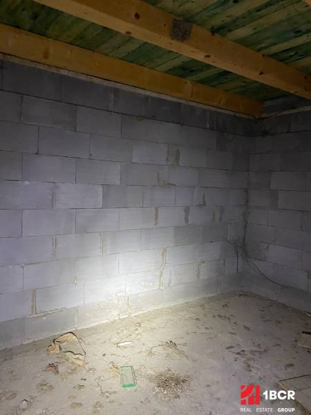 Omlouvám se, ale potřeboval bych vědět, co konkrétně chcete přeložit do češtiny. Můžete mi prosím poskytnout text, který chcete přeložit?