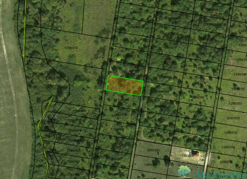 Letecký pohled na parcely v Zahradách, Košice - městská část Šaca.