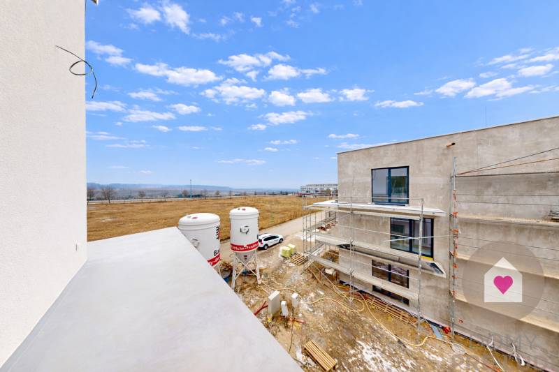 Byvajte-v-Raji-3i-novostavba-s-balkonom- (14).jpg