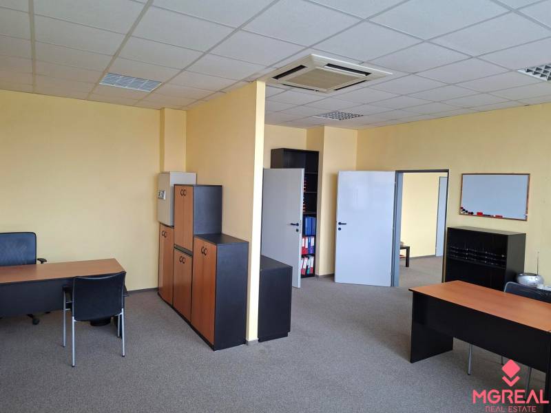 Samozřejmě, prosím, poskytněte text, který chcete přeložit do češtiny.