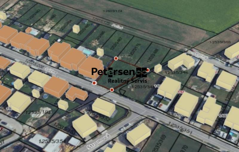 Letecký pohled na pozemky - bydlení na Lúčnej ulici v Cíferi.