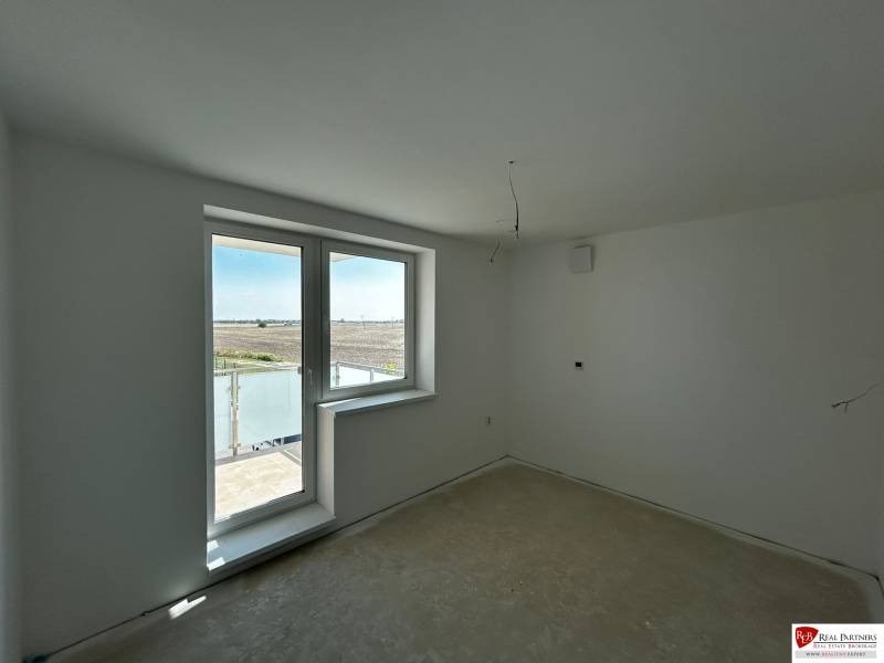 WhatsApp Image 2025-08-11 at 16.28.14 (3).jpeg