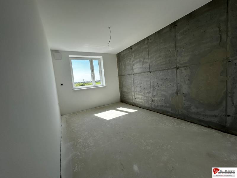 WhatsApp Image 2025-08-11 at 16.28.15 (1).jpeg