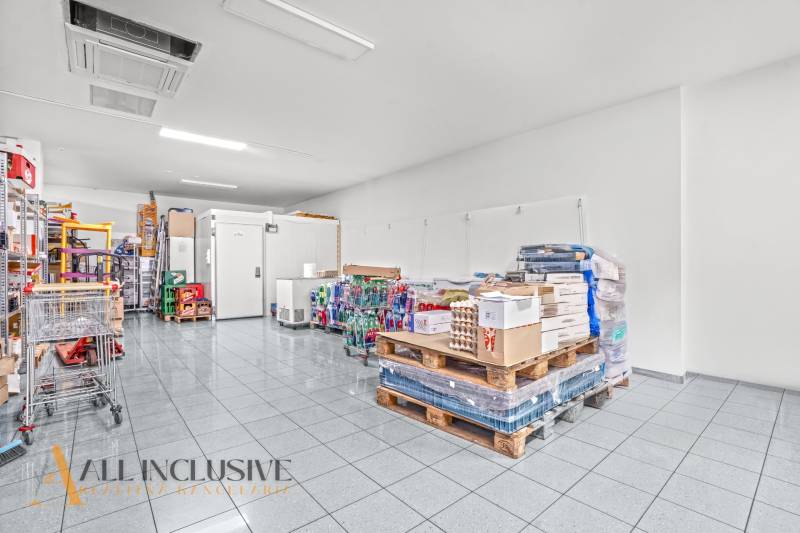 9 - 2025-12-04T093846.994.jpg