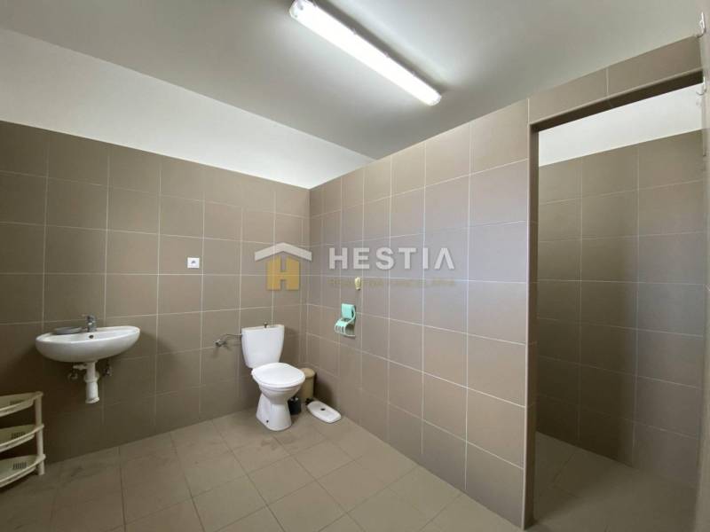 Omlouvám se, ale potřeboval bych vědět, co přesně chcete přeložit do češtiny. Můžete mi prosím poskytnout text, který chcete přeložit?