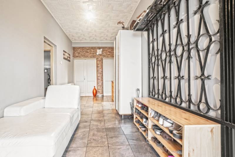 9 - 2025-09-23T131629.247.jpg