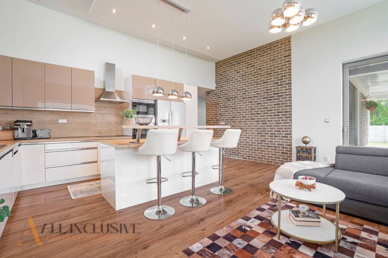 5 - 2025-07-04T210030.428.jpg