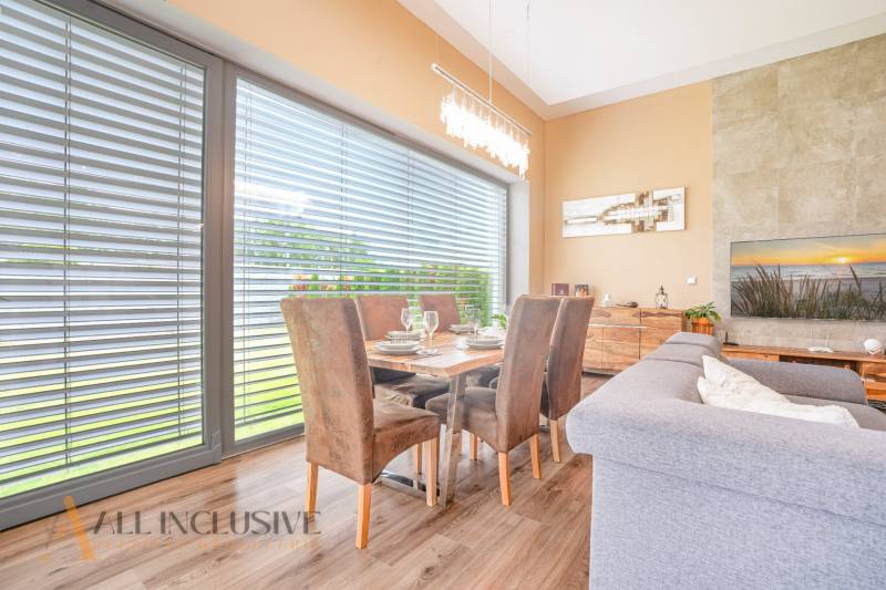 8 - 2025-07-04T210020.338.jpg