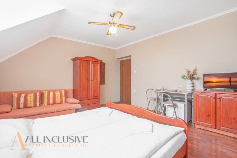 12 - 2025-07-15T115628.394.jpg