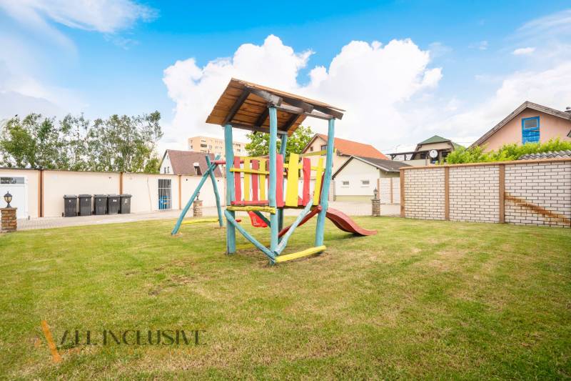 9 - 2025-07-15T115153.520.jpg