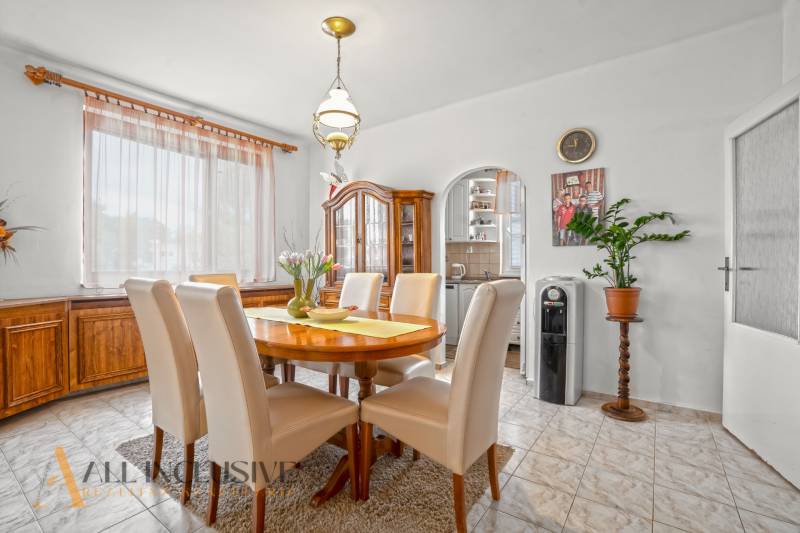 1 - 2025-08-11T114017.304.jpg