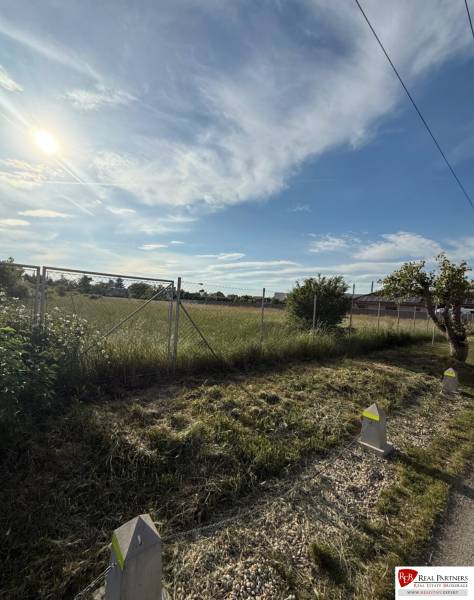 Snímka obrazovky 2025-05-16 o 15.26.47.png