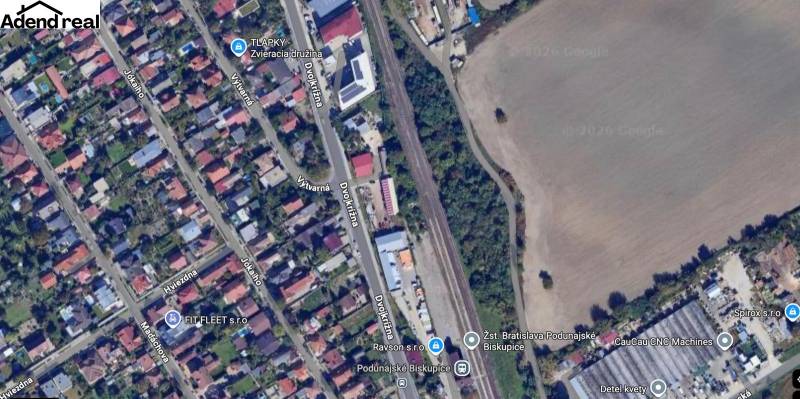 Letecký pohled na Podunajské Biskupice, ulice Dvojkřížná, typ pozemků - komerční.