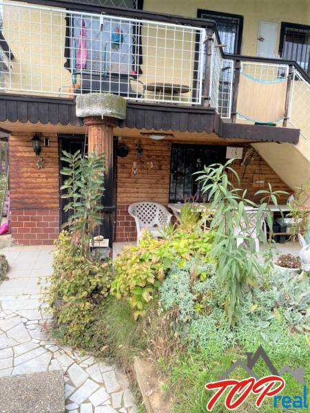 Chata v městské části Košice - Vyšné Opátske se zahradou a terasou.