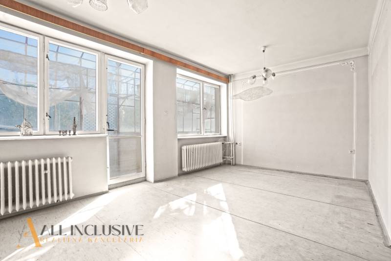 9 - 2025-10-20T135817.646.jpg