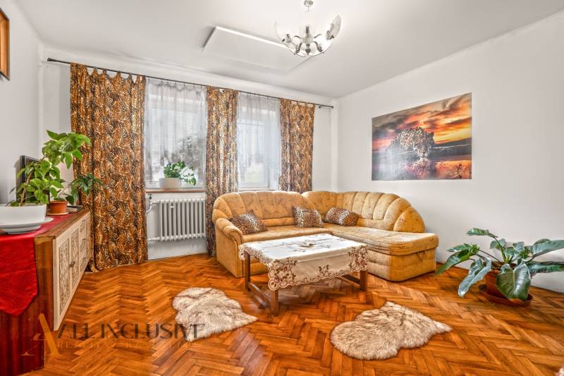 10 - 2025-10-23T133442.982.jpg